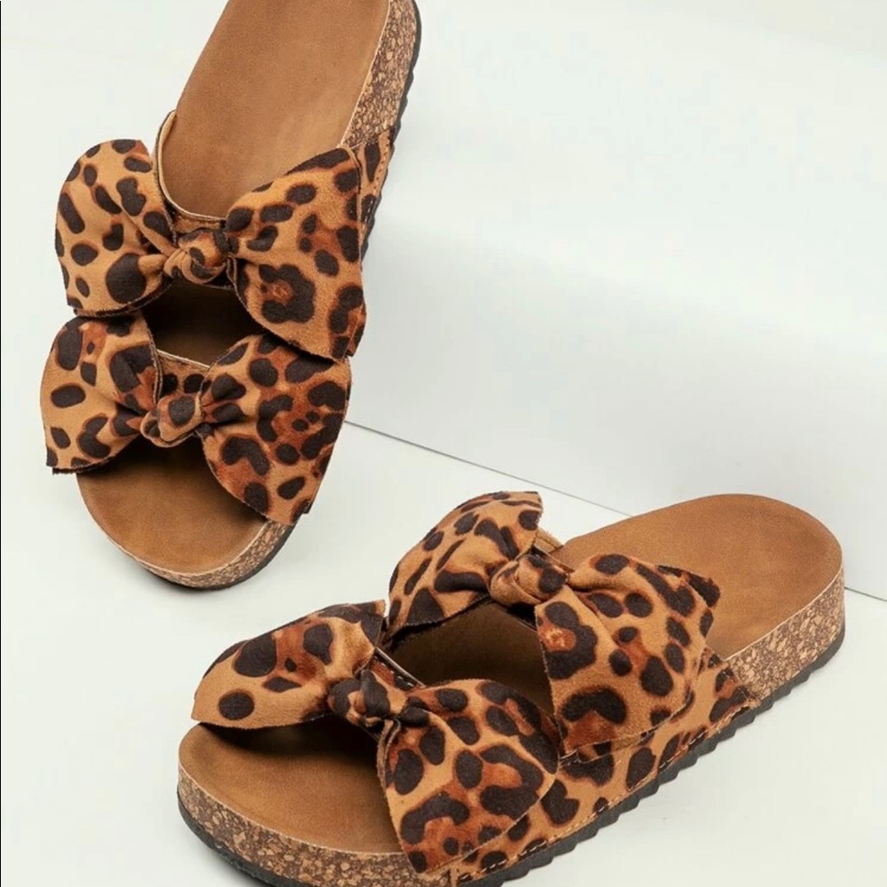 Sandals - Picture 4 of 7